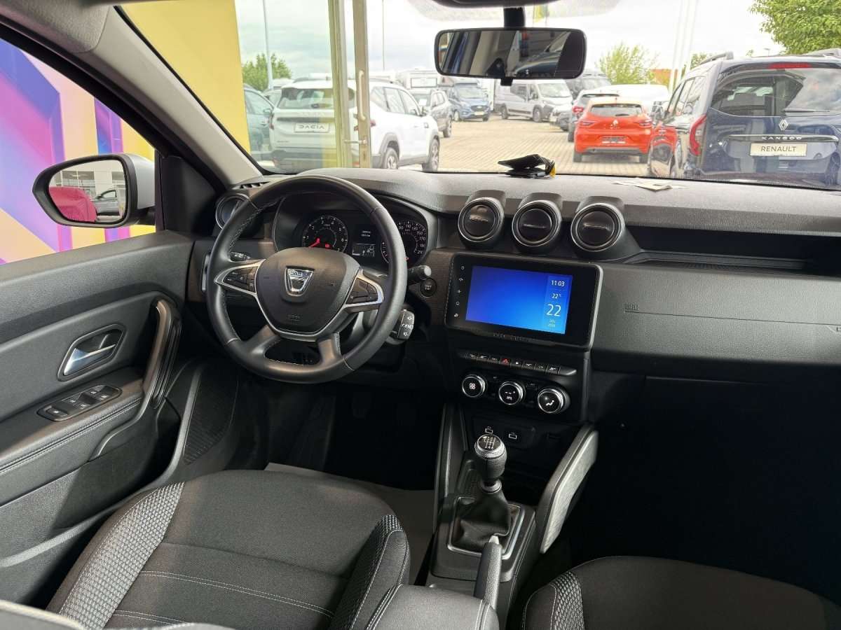 Fahrzeugbild eines Dacia Duster