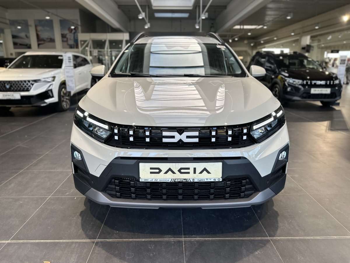 Fahrzeugbild eines Dacia Jogger