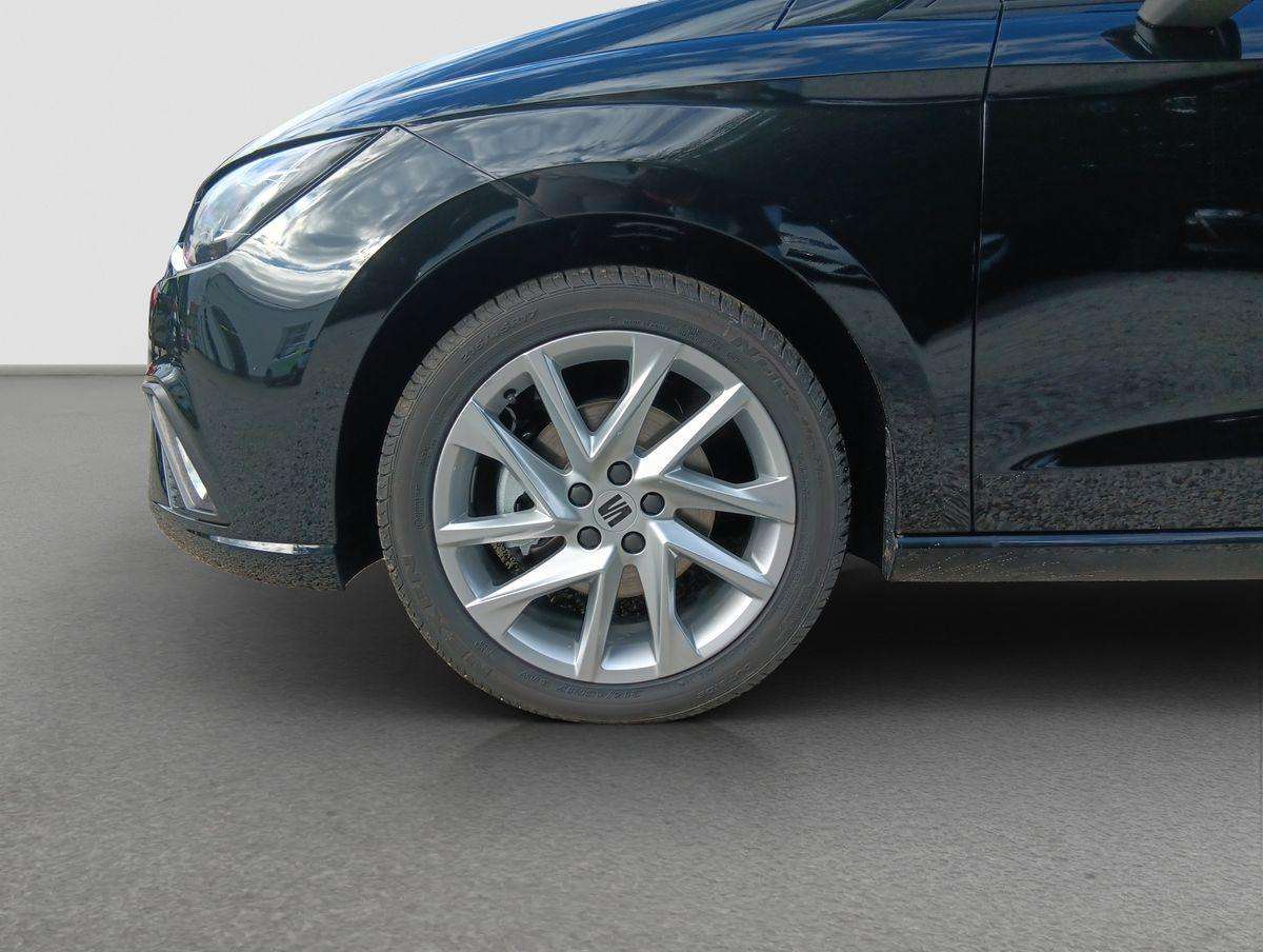 Fahrzeugbild eines SEAT Ibiza