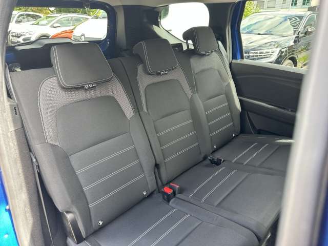 Fahrzeugbild eines Dacia Jogger