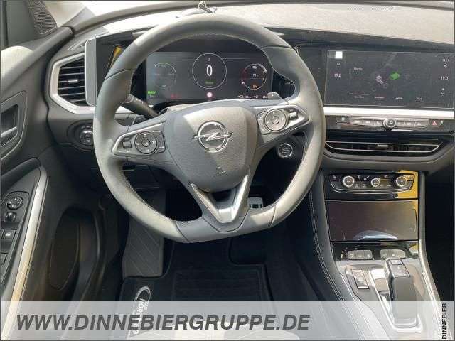 Fahrzeugbild eines Opel Grandland X