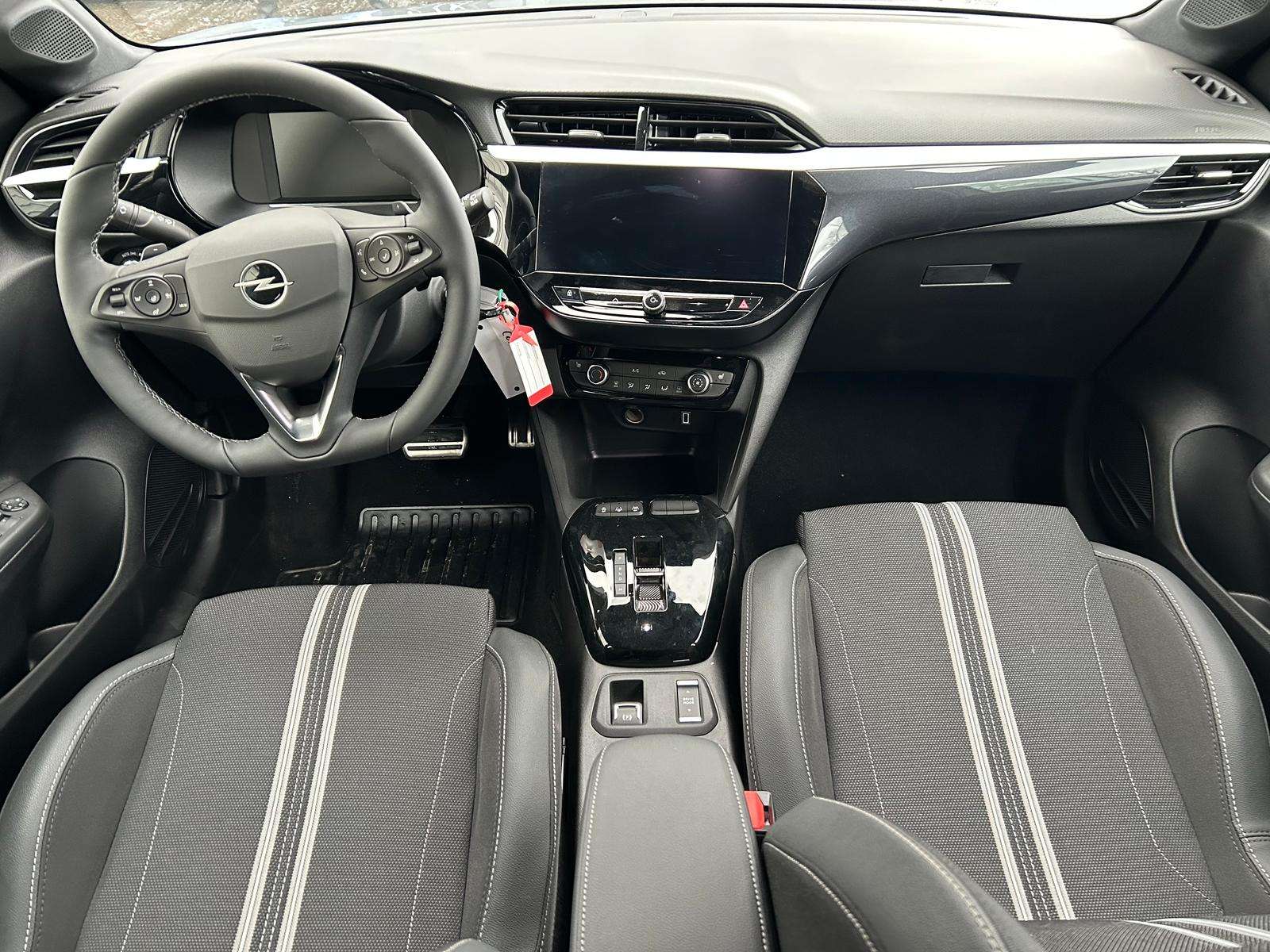 Fahrzeugbild eines Opel Corsa