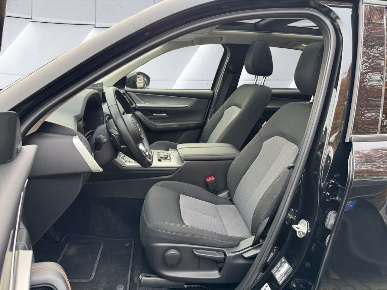Fahrzeugbild eines Mazda CX-60