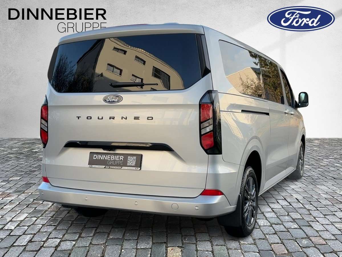 Fahrzeugbild eines Ford Tourneo Custom