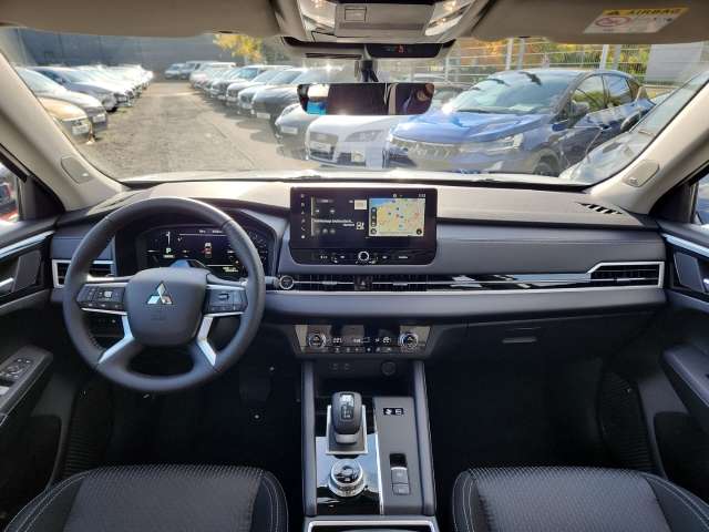 Fahrzeugbild eines Mitsubishi Outlander