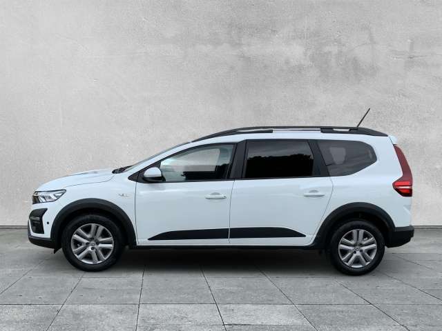 Fahrzeugbild eines Dacia Jogger