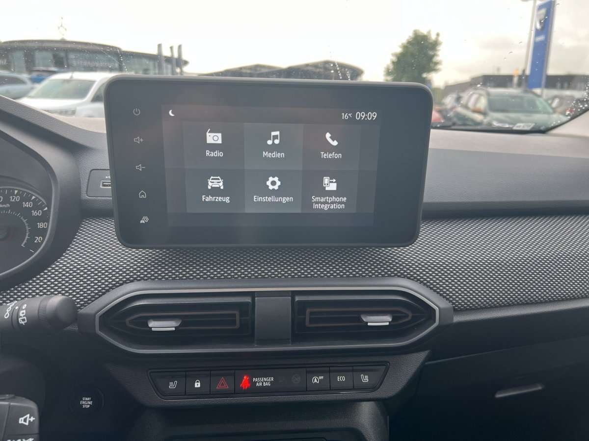 Fahrzeugbild eines Dacia Sandero
