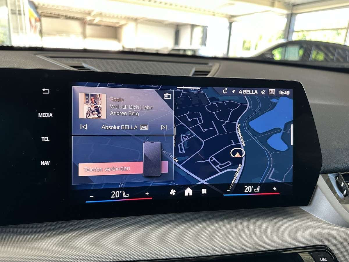 Fahrzeugbild eines BMW iX1