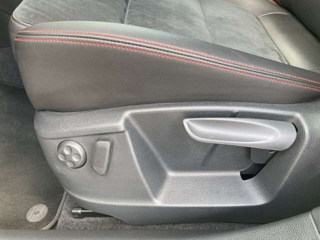 Fahrzeugbild eines SEAT Alhambra