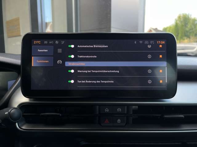 Fahrzeugbild eines Jeep Avenger