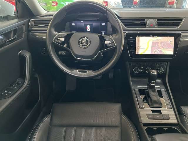 Fahrzeugbild eines Skoda Superb