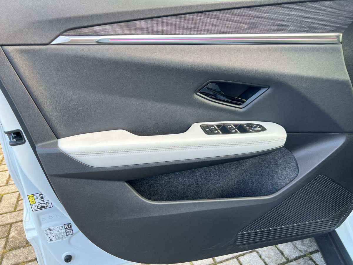 Fahrzeugbild eines Renault Scénic