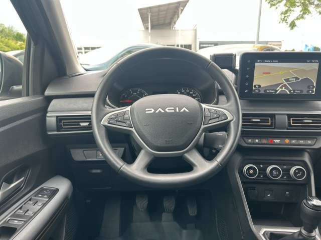 Fahrzeugbild eines Dacia Jogger
