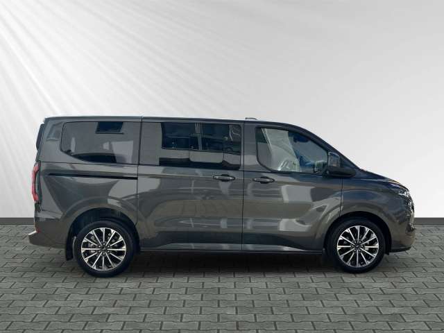 Fahrzeugbild eines Ford Tourneo Custom
