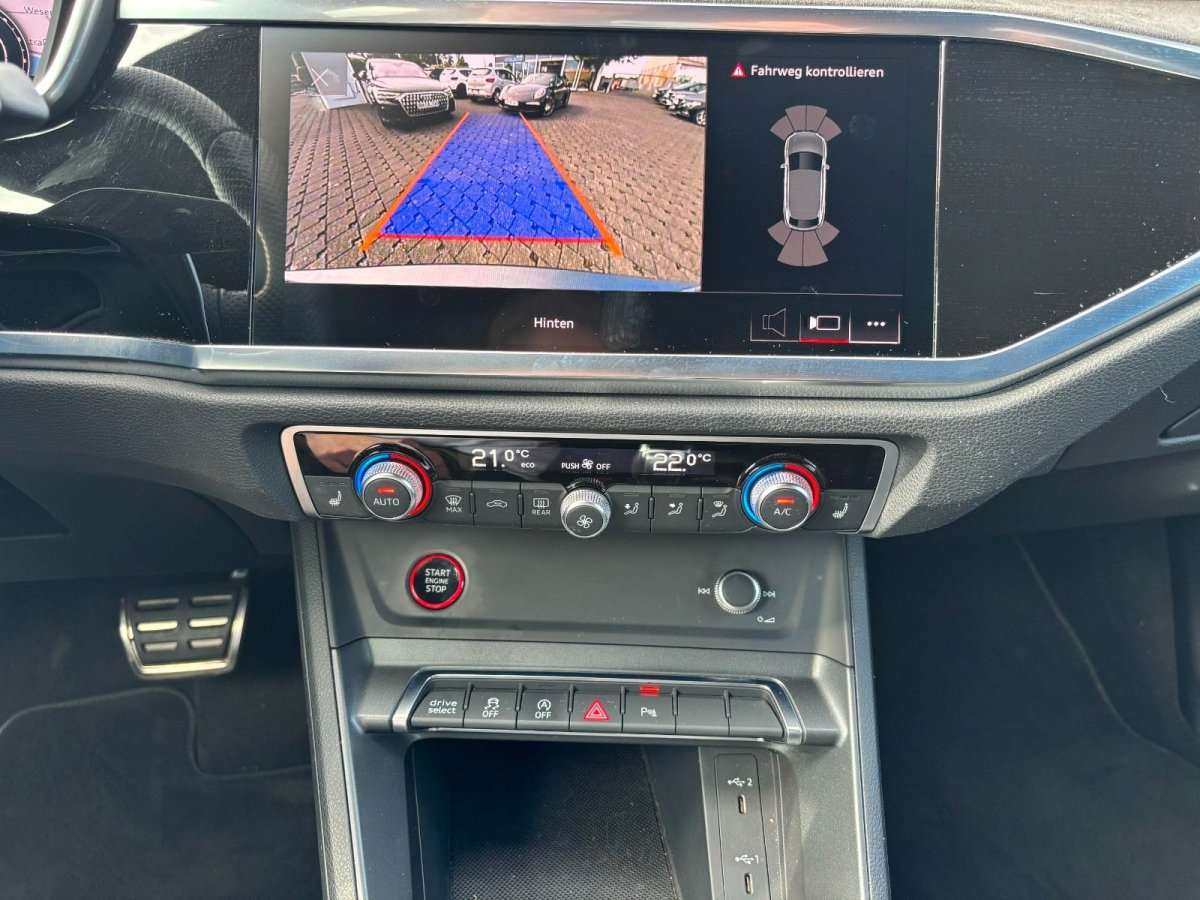 Fahrzeugbild eines Audi RS Q3