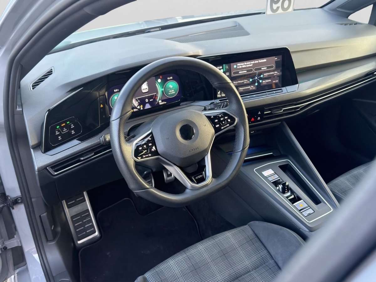 Fahrzeugbild eines Volkswagen Golf