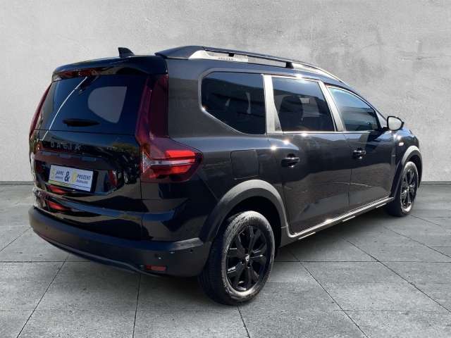 Fahrzeugbild eines Dacia Jogger
