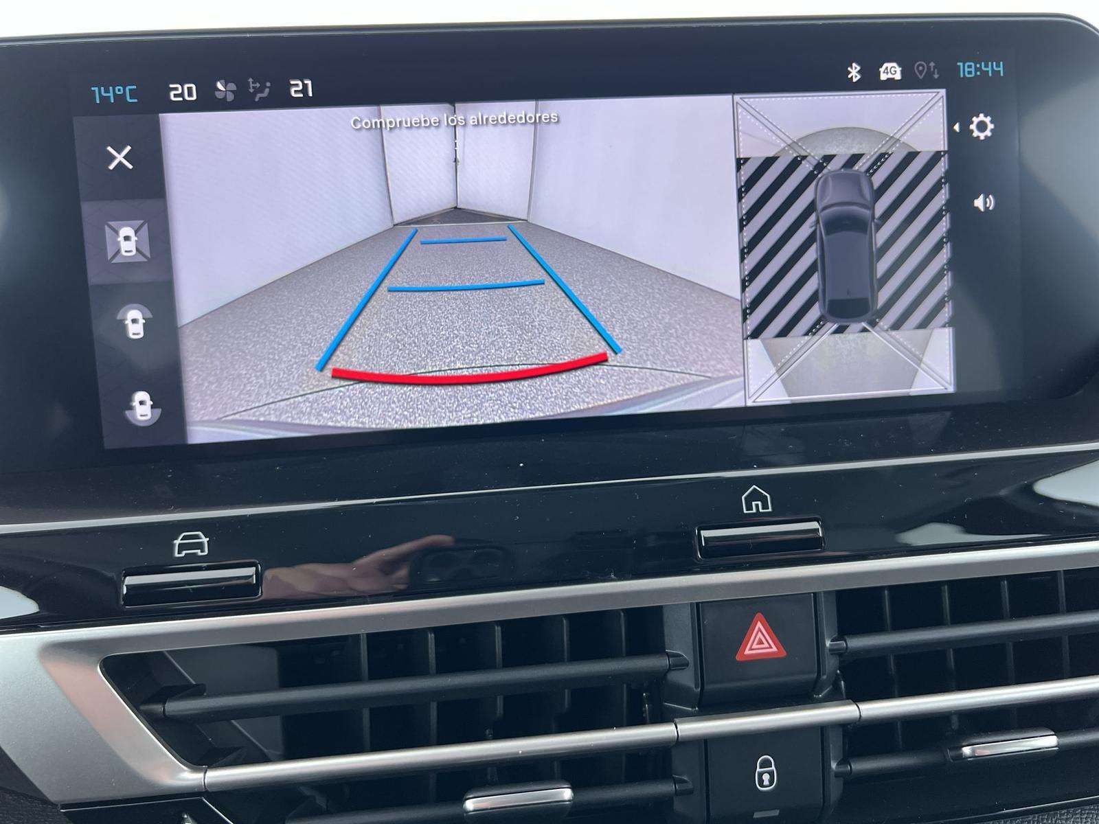 Fahrzeugbild eines Citroën C4