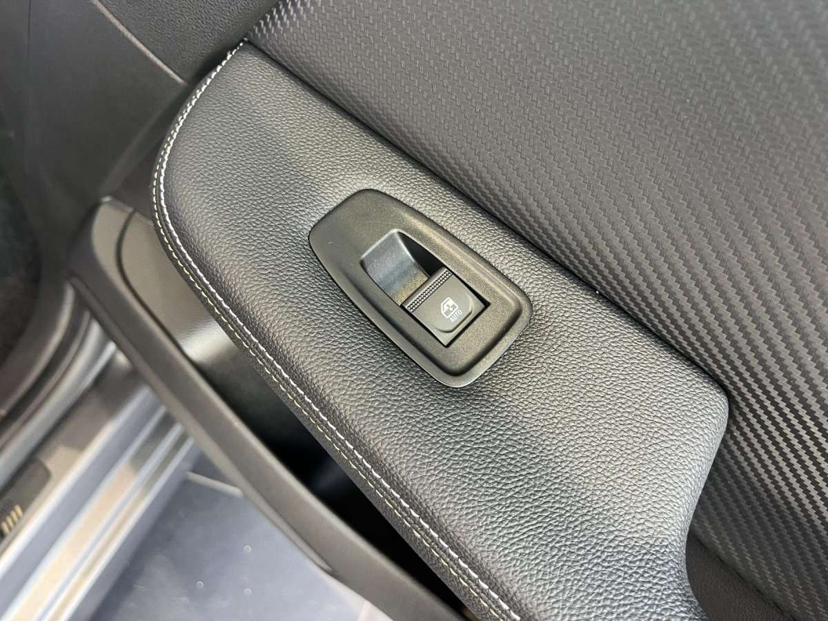 Fahrzeugbild eines Renault Clio