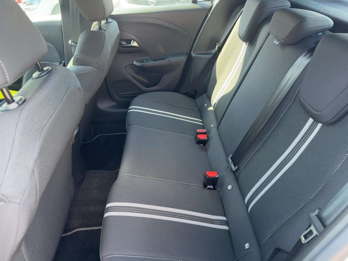 Fahrzeugbild eines Opel Corsa