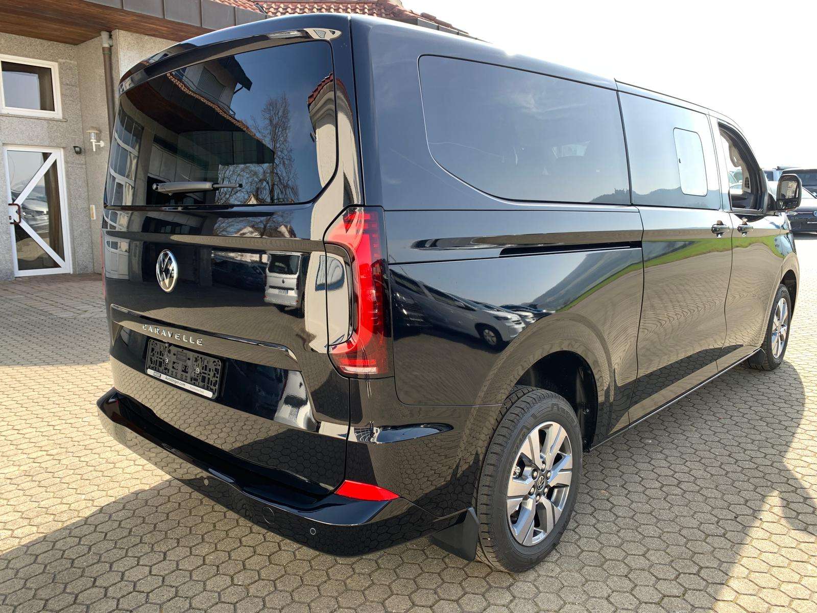 Fahrzeugbild eines Volkswagen Caravelle