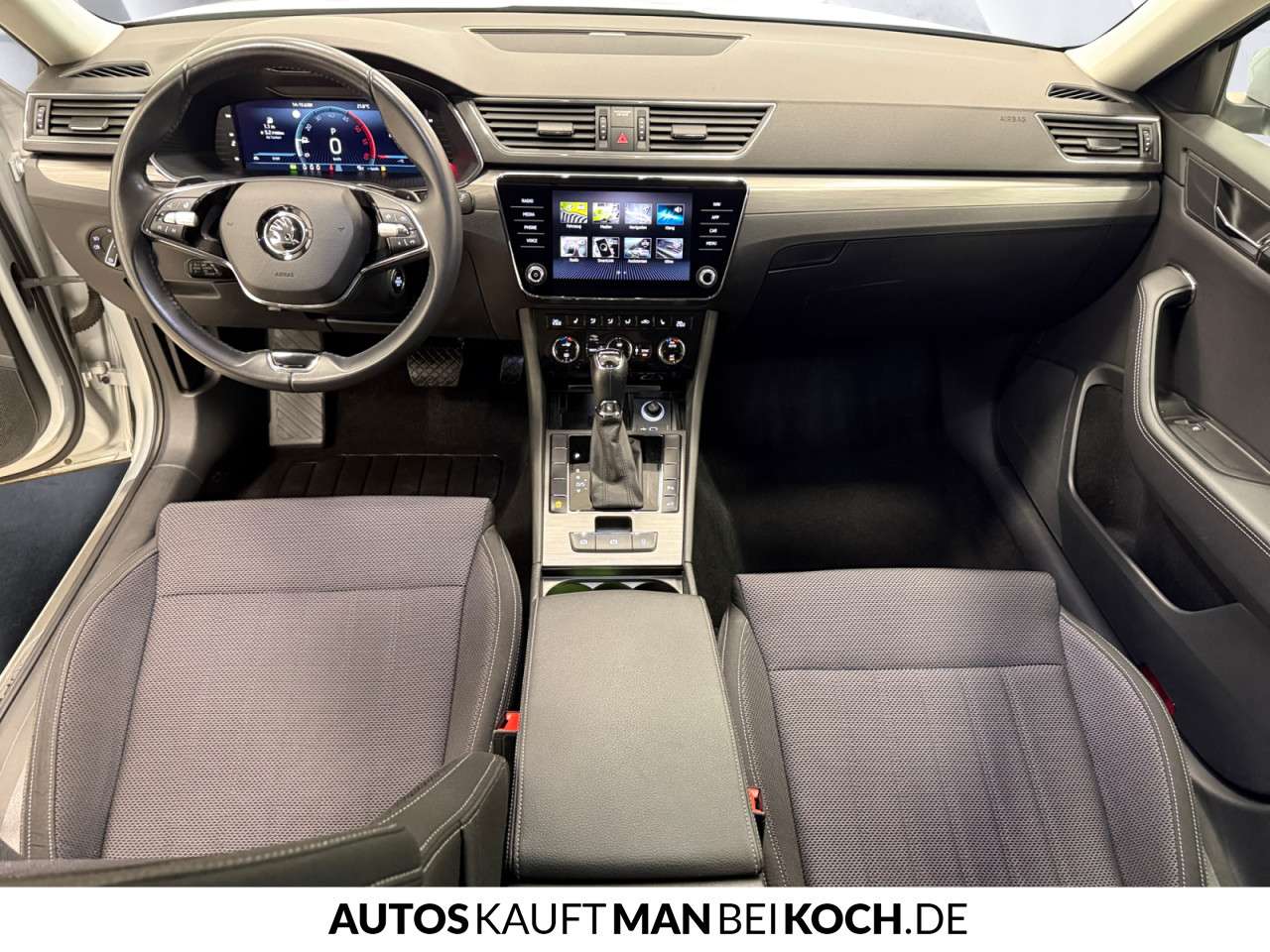 Fahrzeugbild eines Skoda Superb
