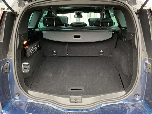 Fahrzeugbild eines Renault Grand Scénic