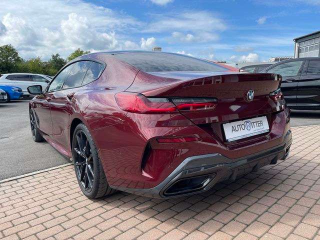Fahrzeugbild eines BMW 8er-Reihe