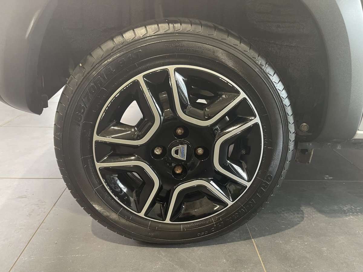 Fahrzeugbild eines Dacia Spring