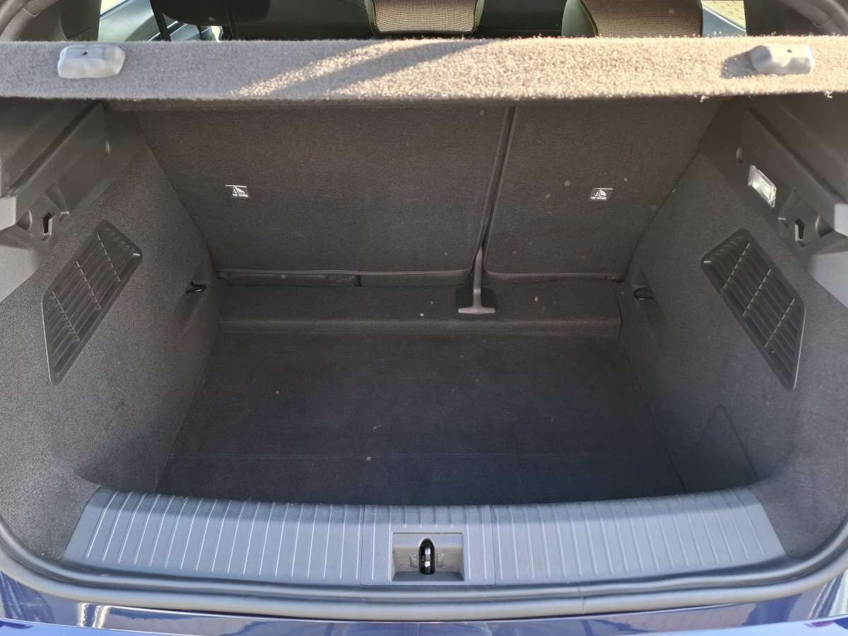 Fahrzeugbild eines Renault Megane E-TECH