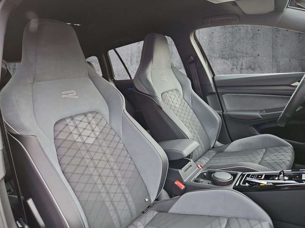 Fahrzeugbild eines Volkswagen Golf