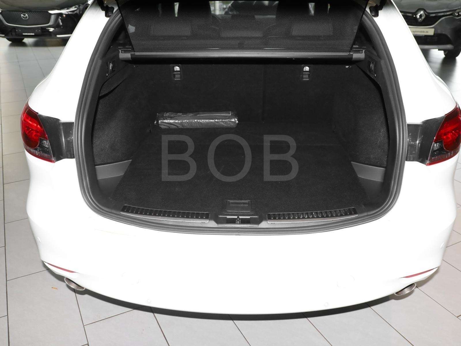 Fahrzeugbild eines Mazda Mazda6