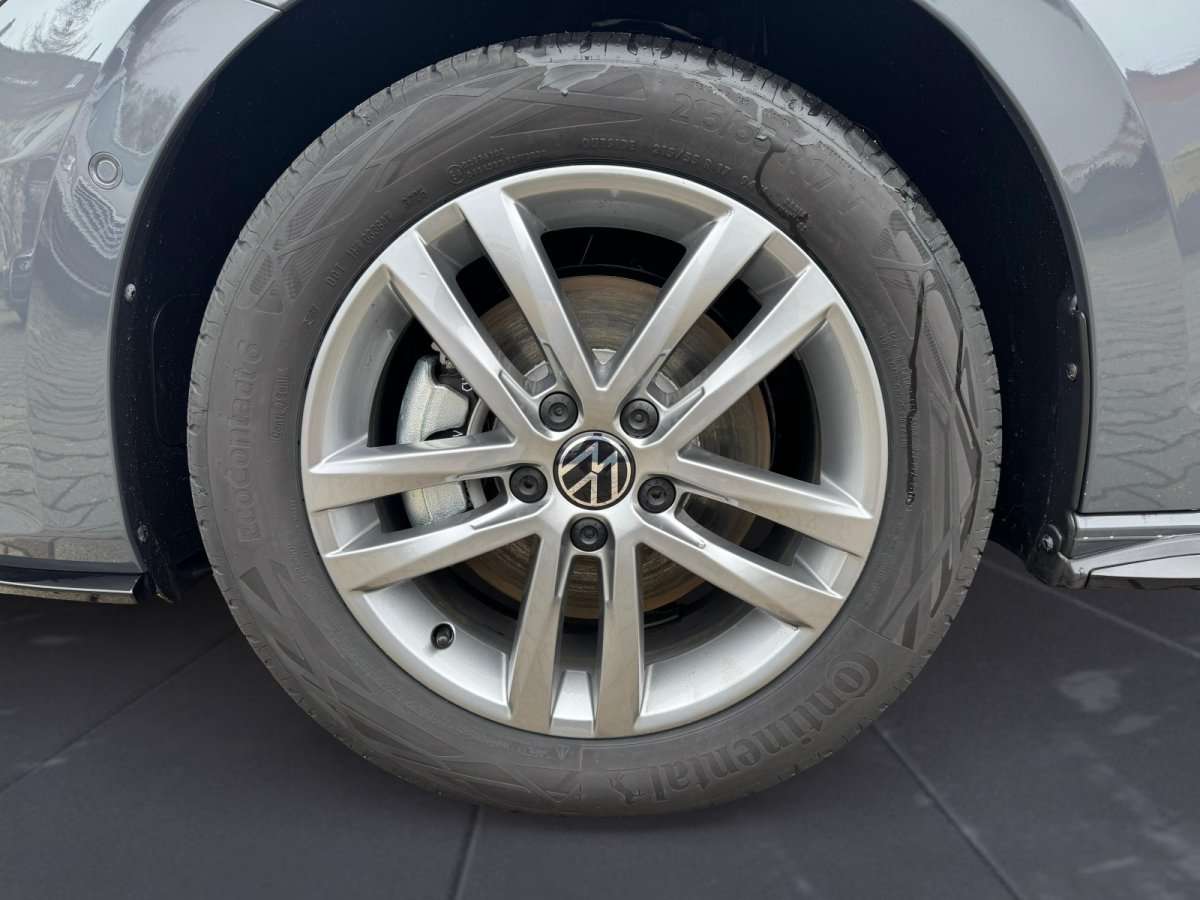 Fahrzeugbild eines Volkswagen Touran