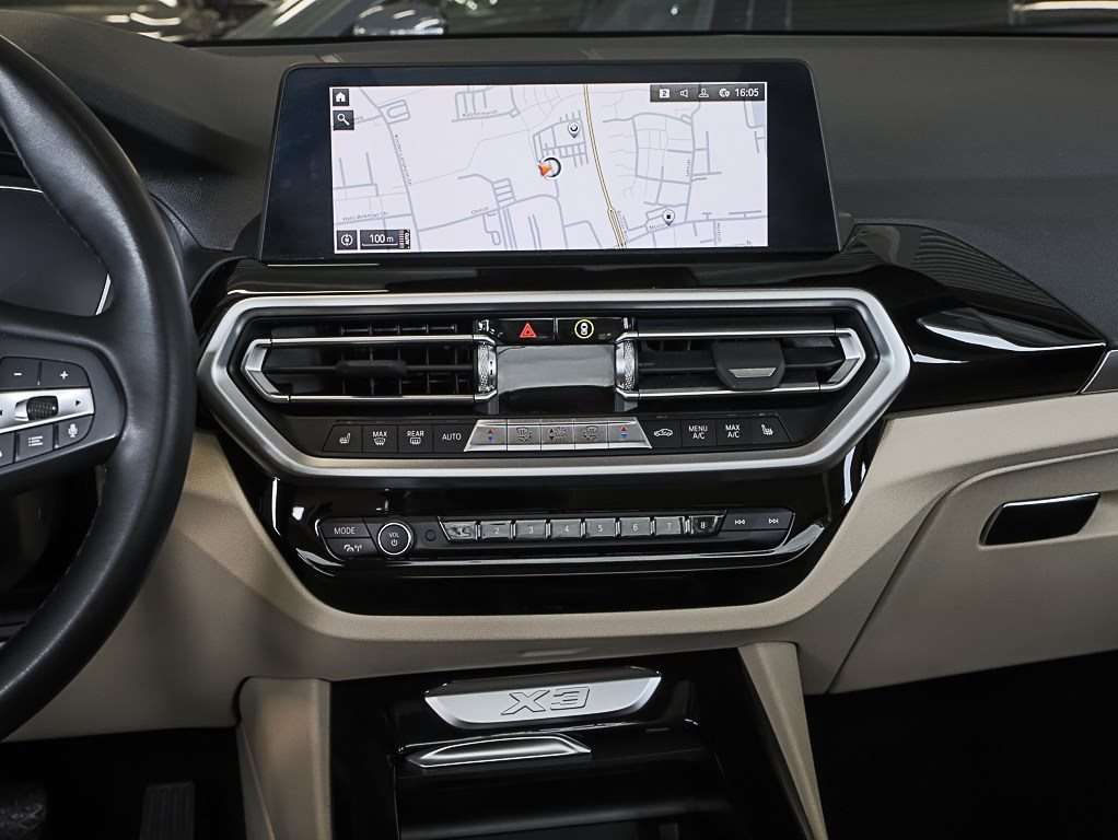 Fahrzeugbild eines BMW X3