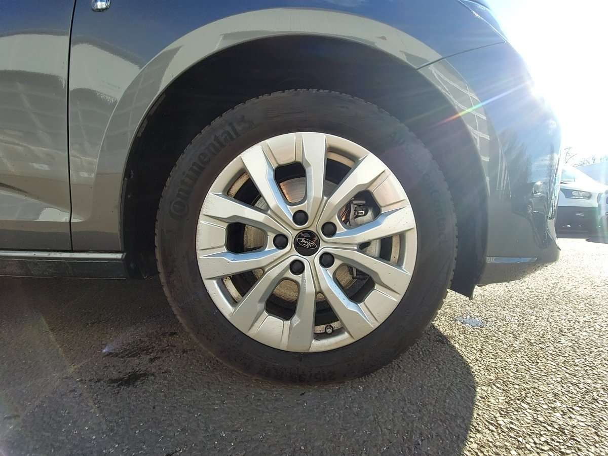 Fahrzeugbild eines Ford Transit Connect