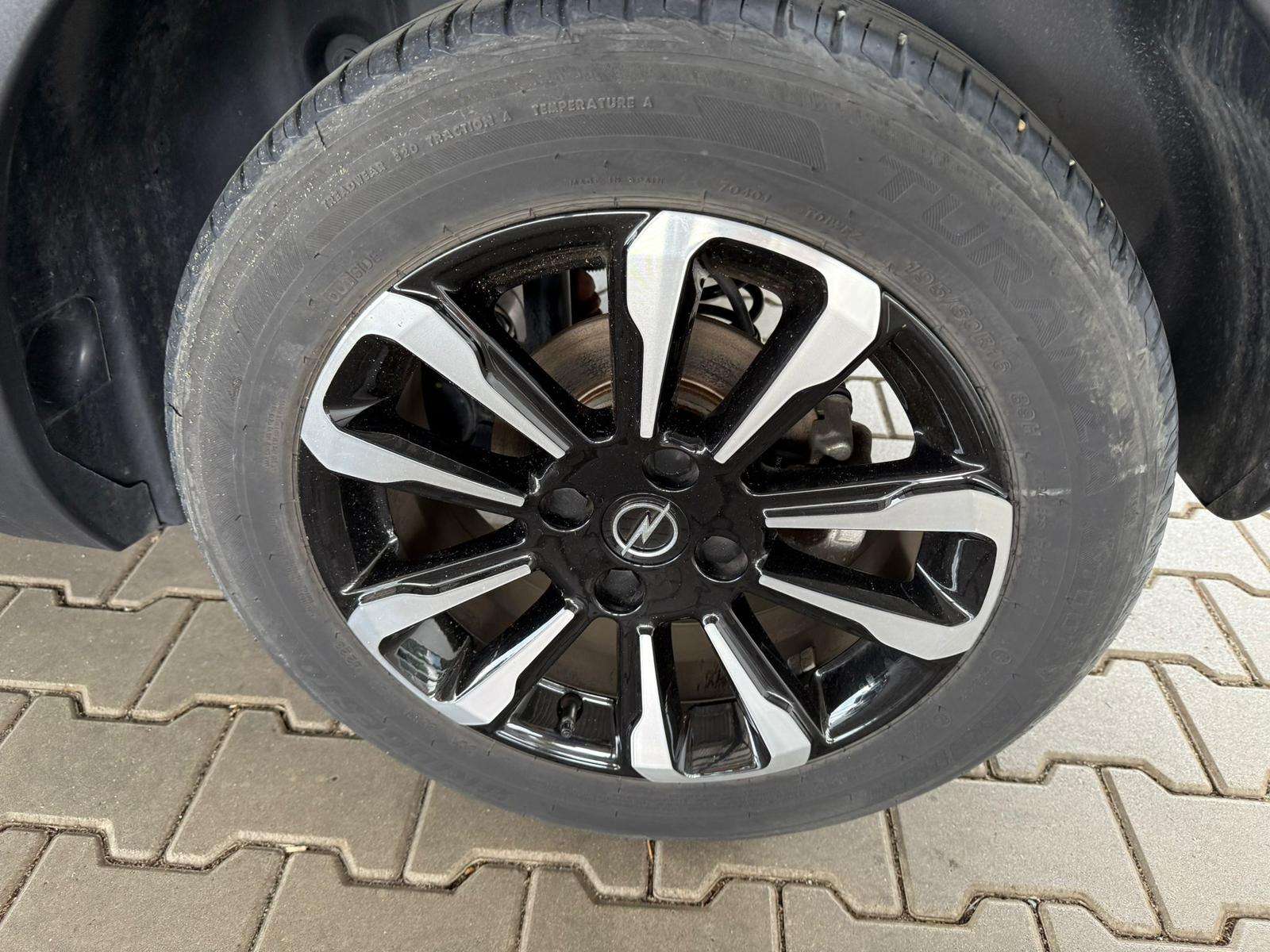 Fahrzeugbild eines Opel Crossland X