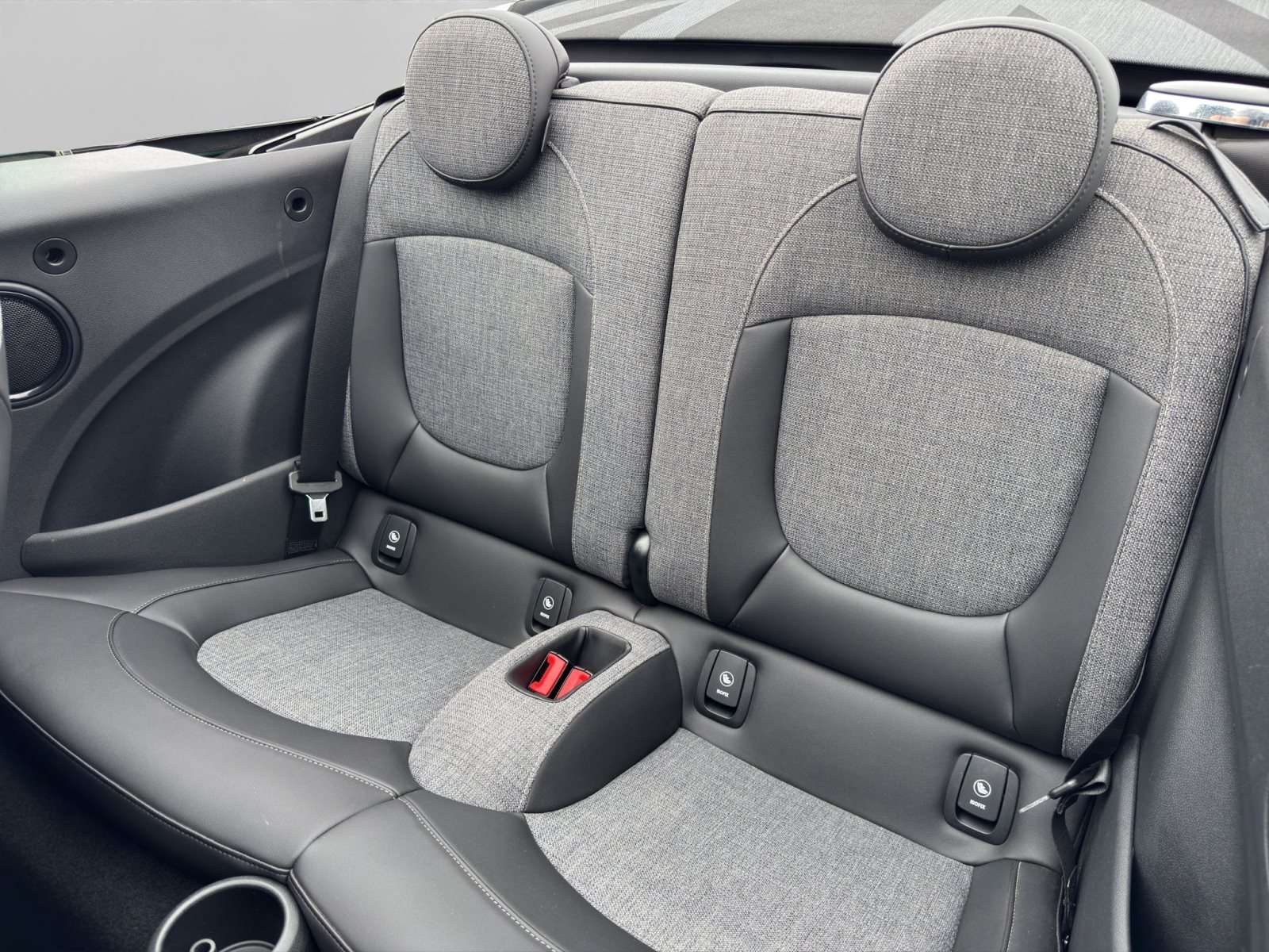 Fahrzeugbild eines MINI COOPER