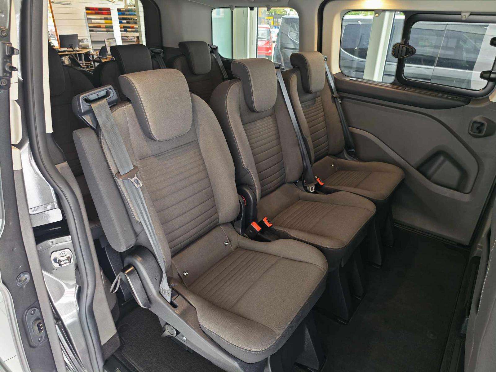 Fahrzeugbild eines Ford Tourneo Custom