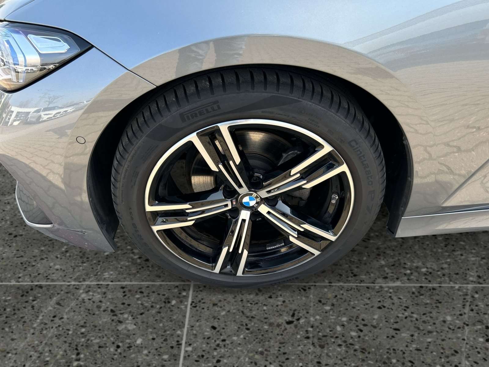 Fahrzeugbild eines BMW 3er-Reihe