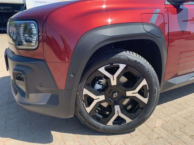 Fahrzeugbild eines Renault 4 E-TECH