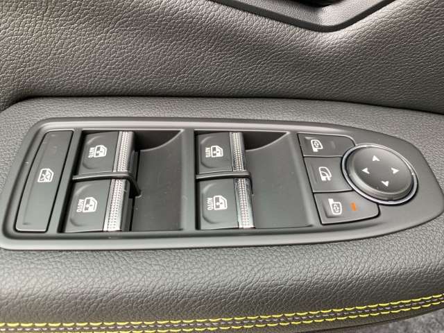 Fahrzeugbild eines Renault Scenic E-TECH