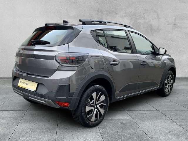 Fahrzeugbild eines Dacia Sandero