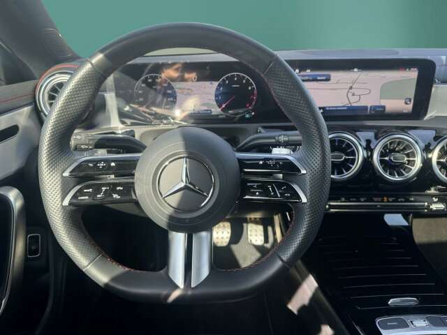 Fahrzeugbild eines Mercedes-Benz CLA