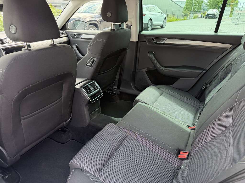 Fahrzeugbild eines Skoda Superb