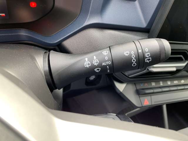 Fahrzeugbild eines Dacia Duster