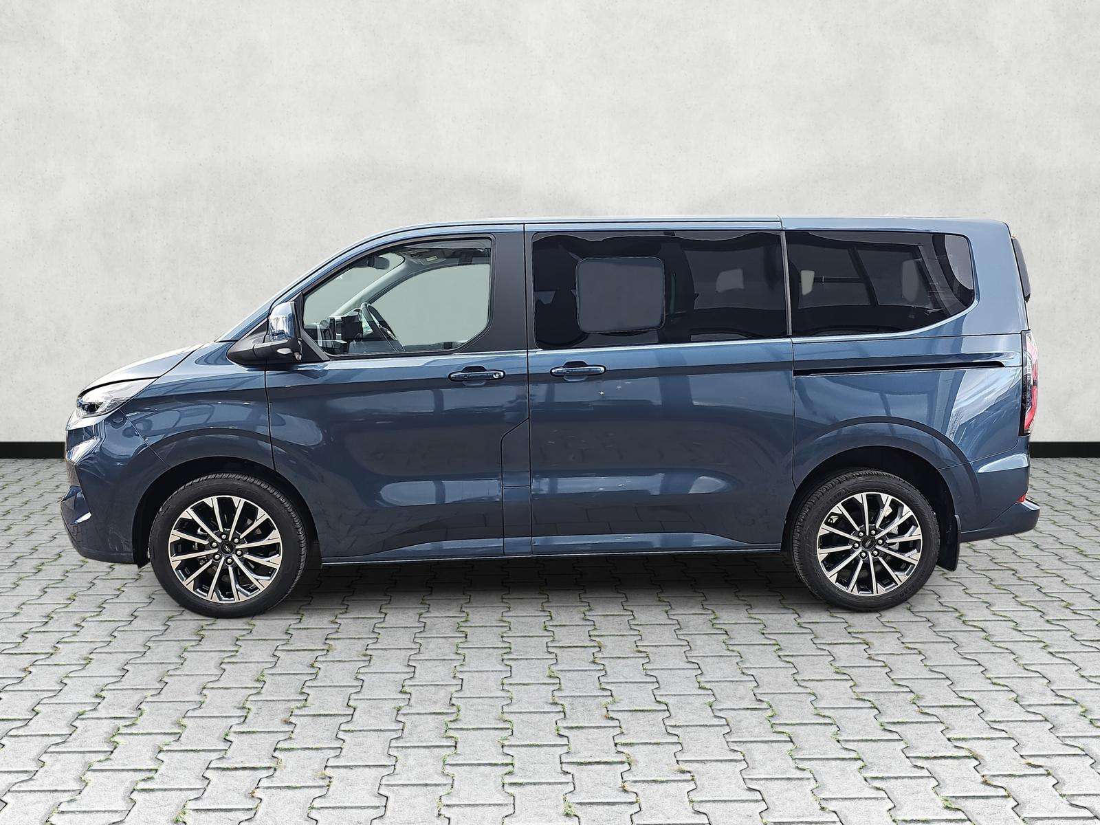 Fahrzeugbild eines Ford Tourneo Custom