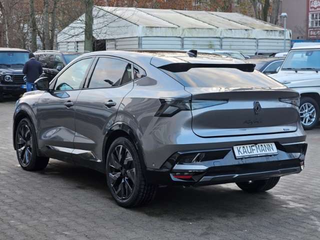 Fahrzeugbild eines Renault Rafale