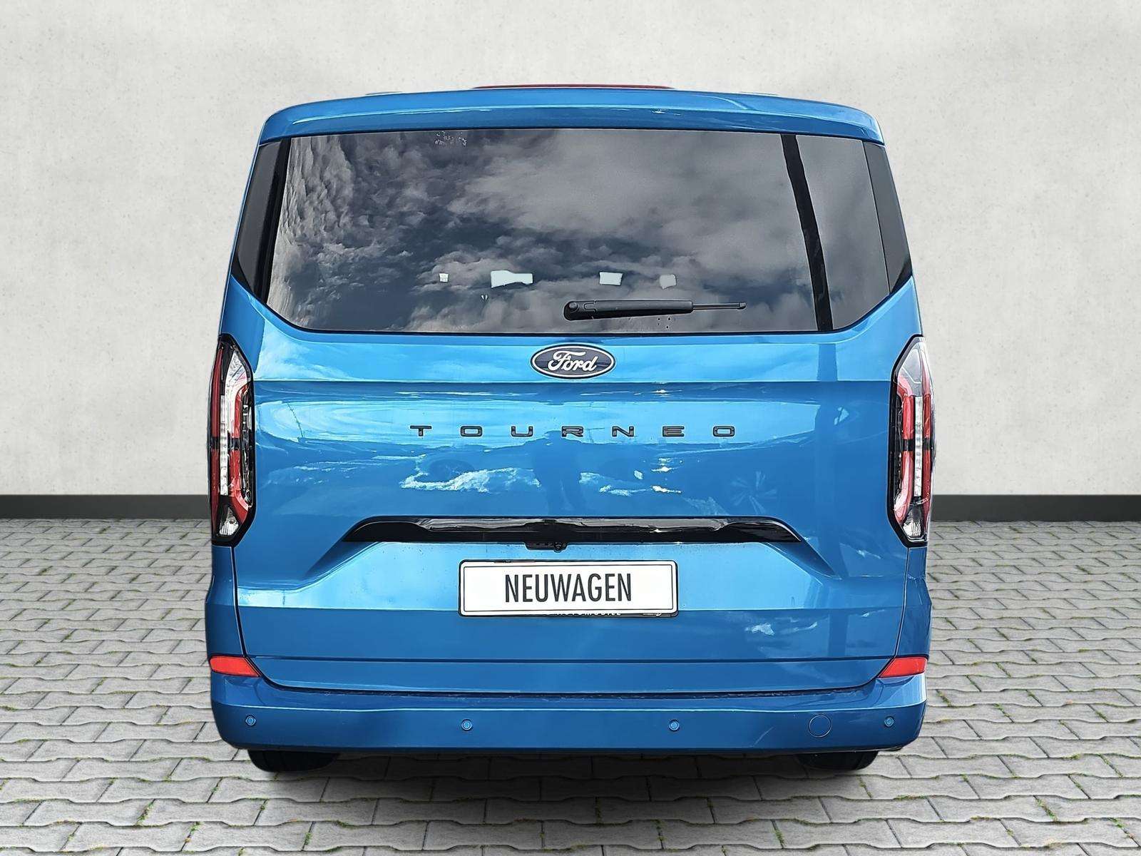 Fahrzeugbild eines Ford Tourneo Custom