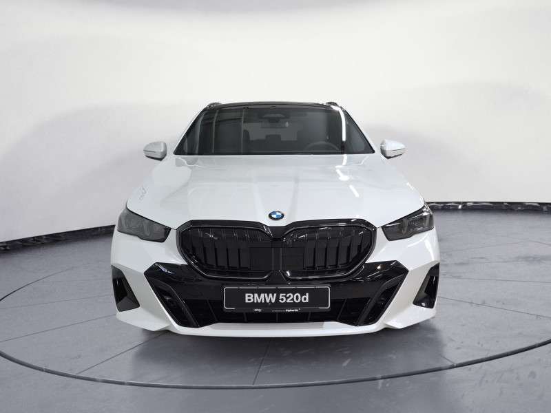 Fahrzeugbild eines BMW 5er-Reihe