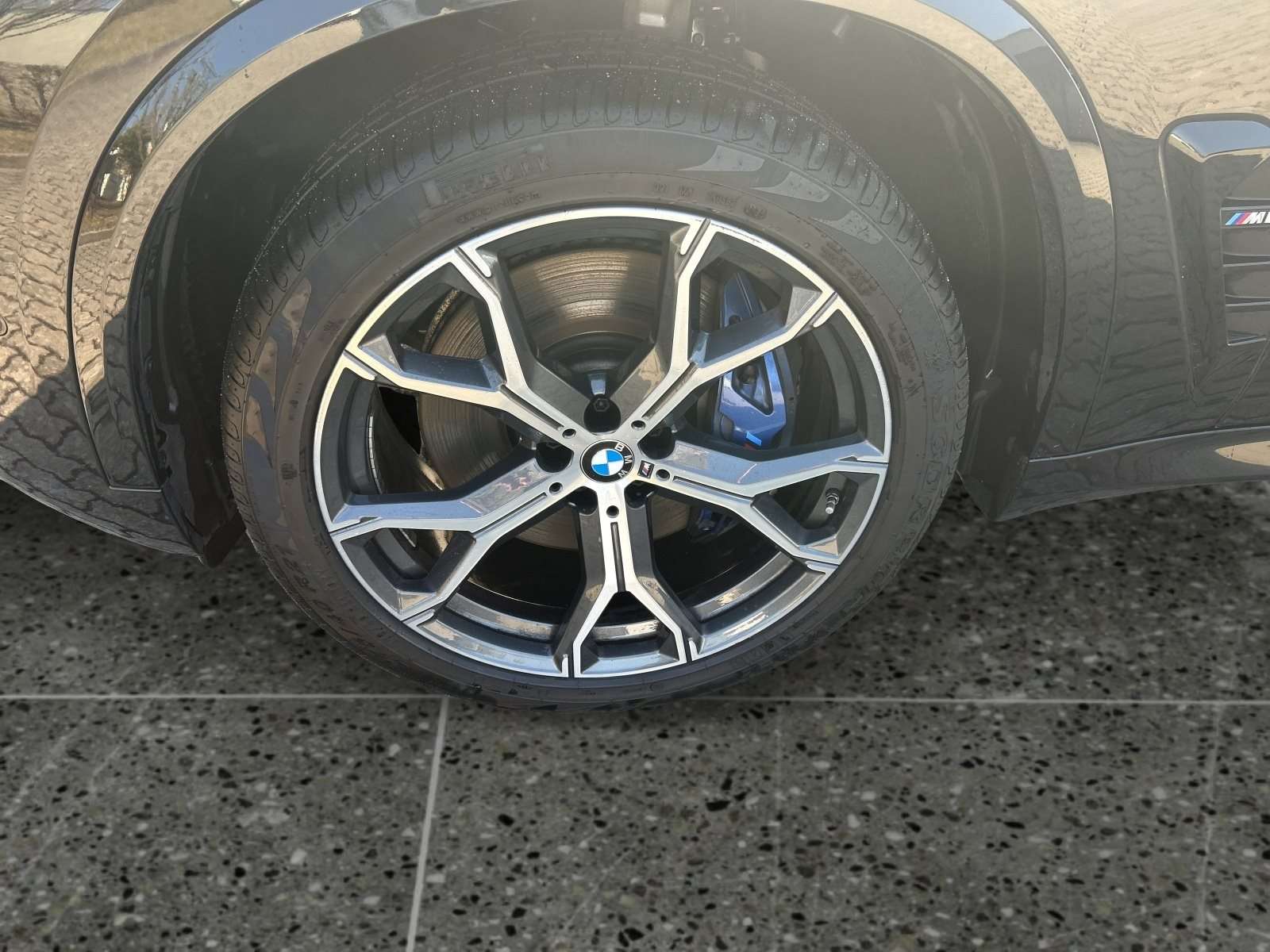 Fahrzeugbild eines BMW X5